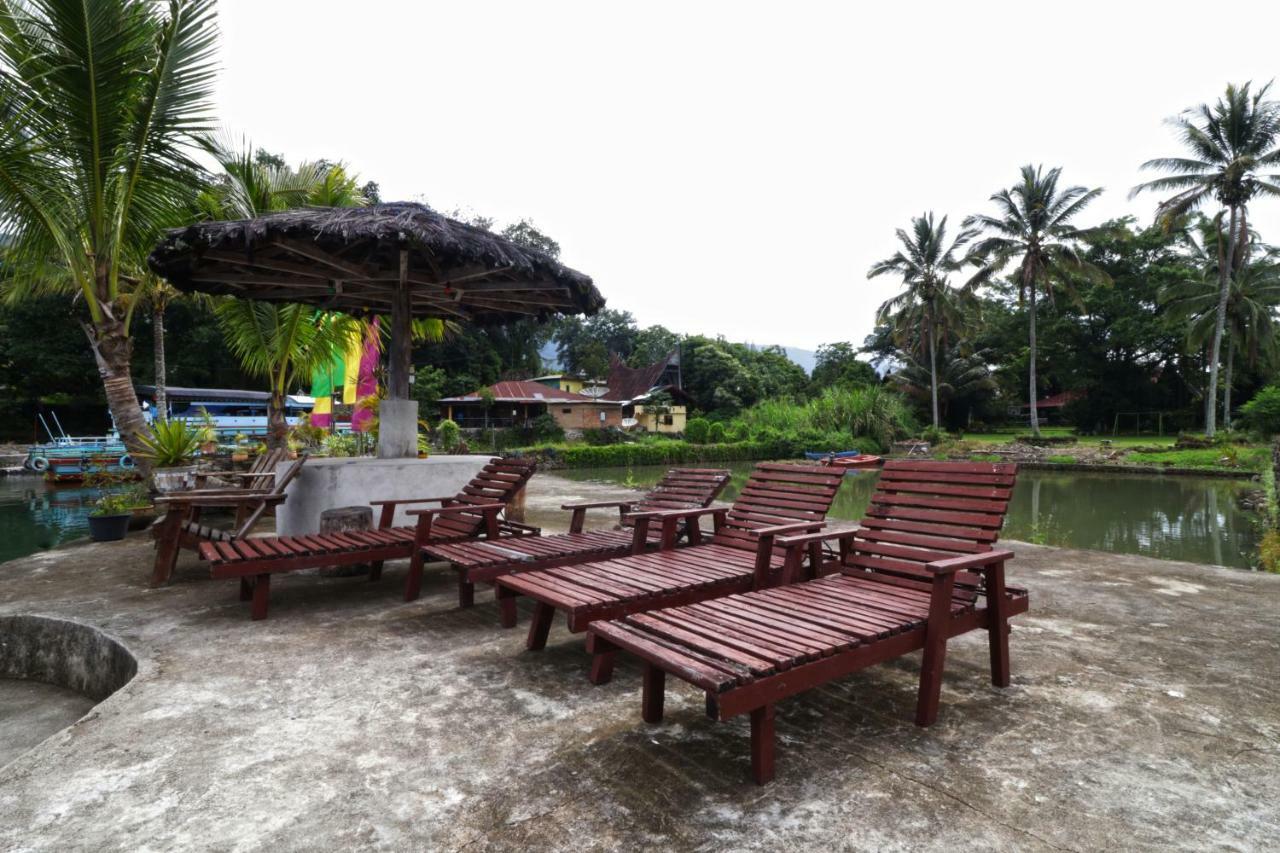 Bagus Bay Homestay Tuk Tuk Buitenkant foto