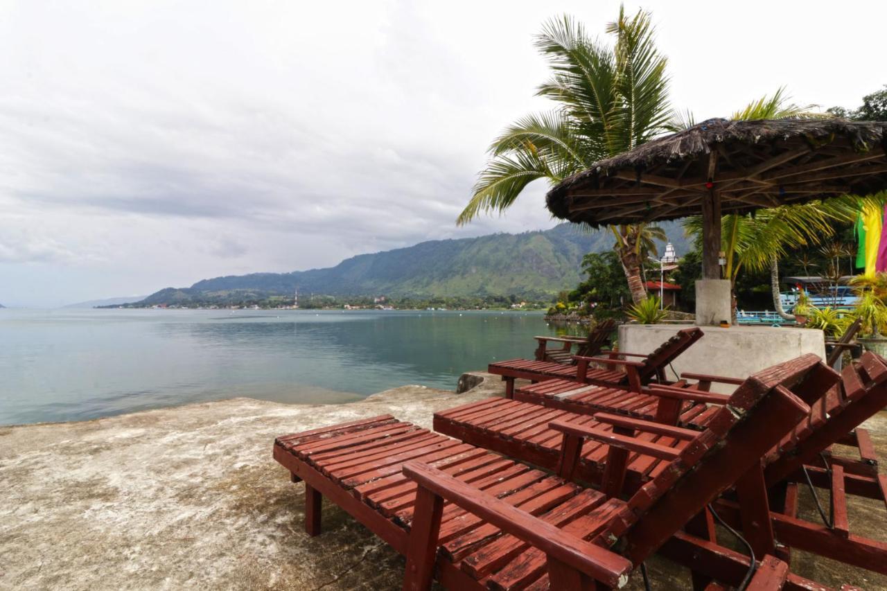 Bagus Bay Homestay Tuk Tuk Buitenkant foto
